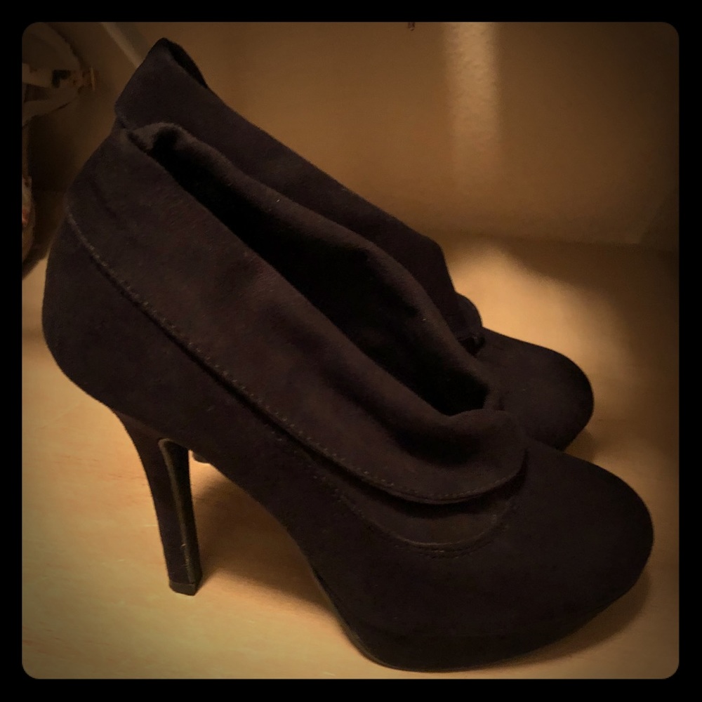 Attention Heels Black